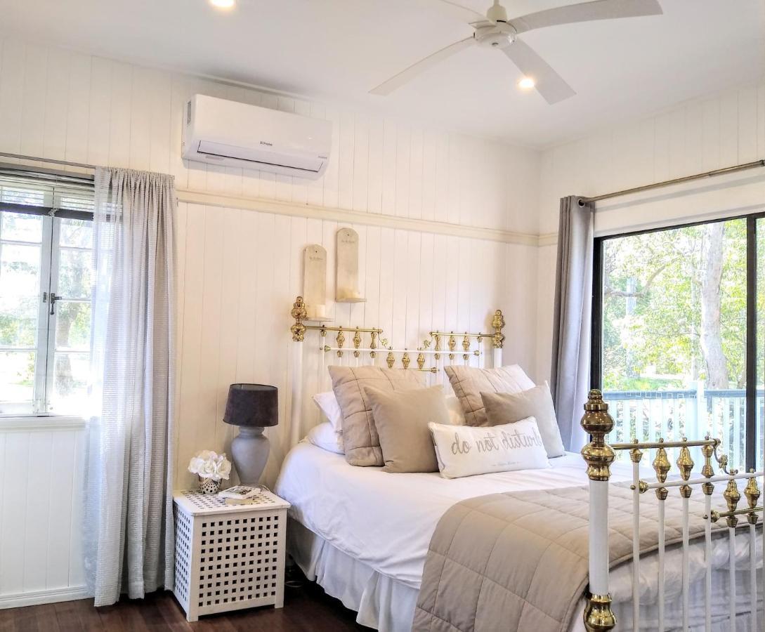 Lake Weyba Noosa Lodge & Kangaroos بيرجيان بيتش المظهر الخارجي الصورة